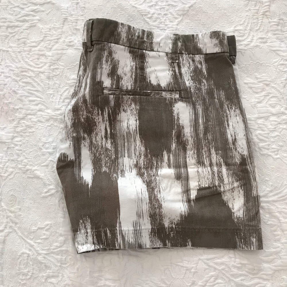 GAP shorts